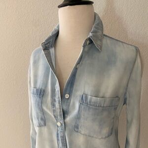 Charlotte Russe Chambray‎ Denim Button Down Shirt XS